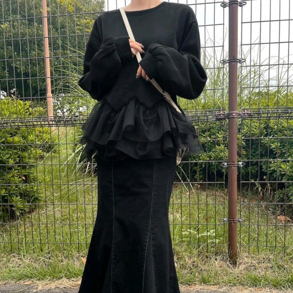 Women's Mesh Patchwork Loose Crew Neck Sweatshirt - Picture 4 of 4